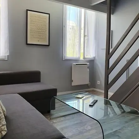 アパート Le Bourbon